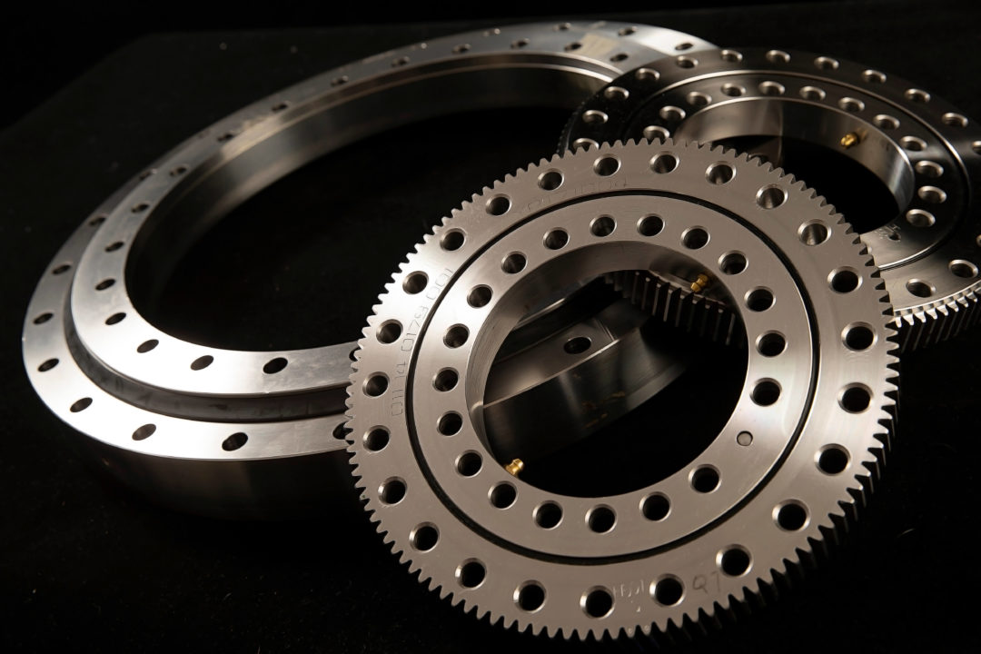 Current Stock Slew Bearing Services